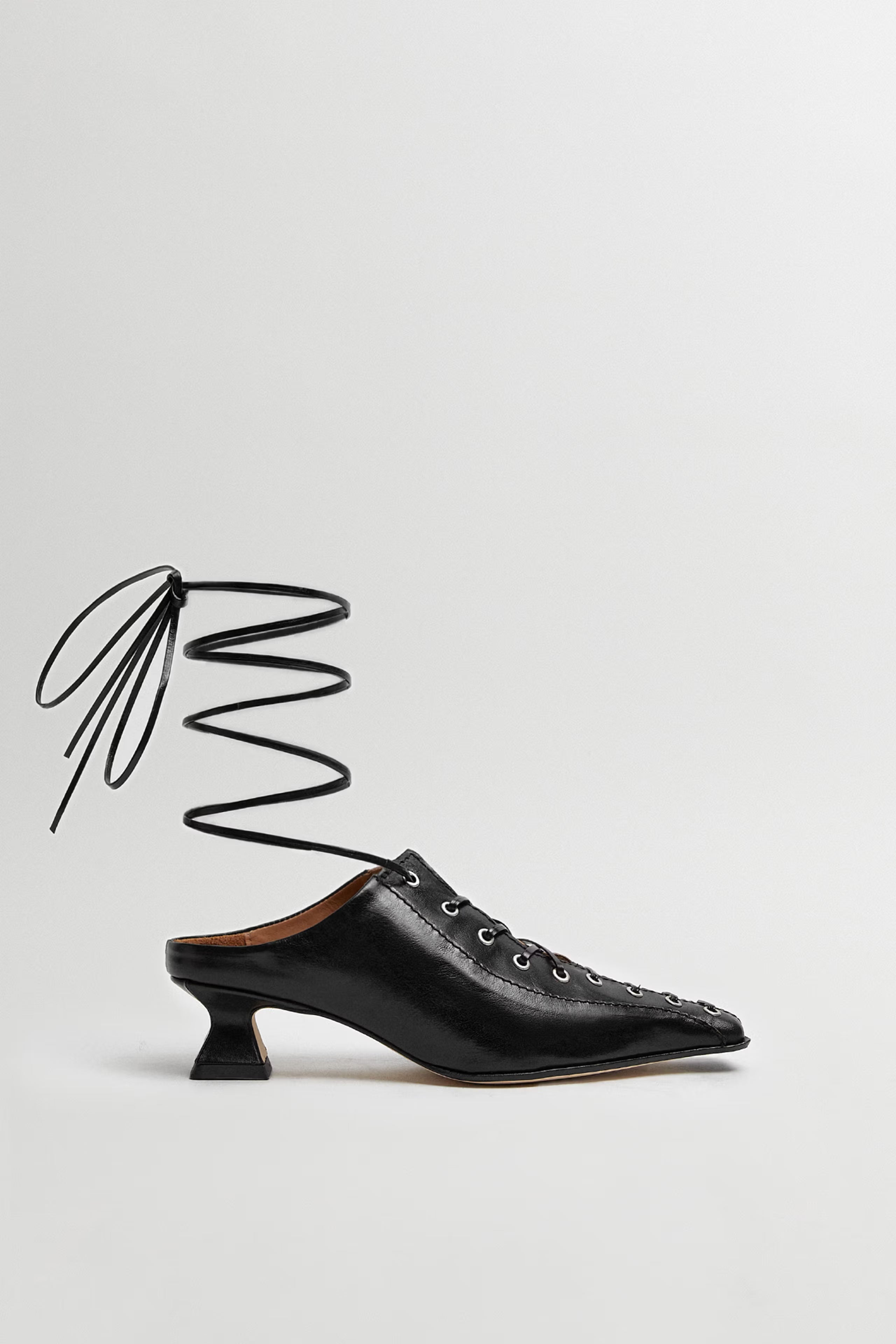 Miista Asia Back Lace Courts // Black