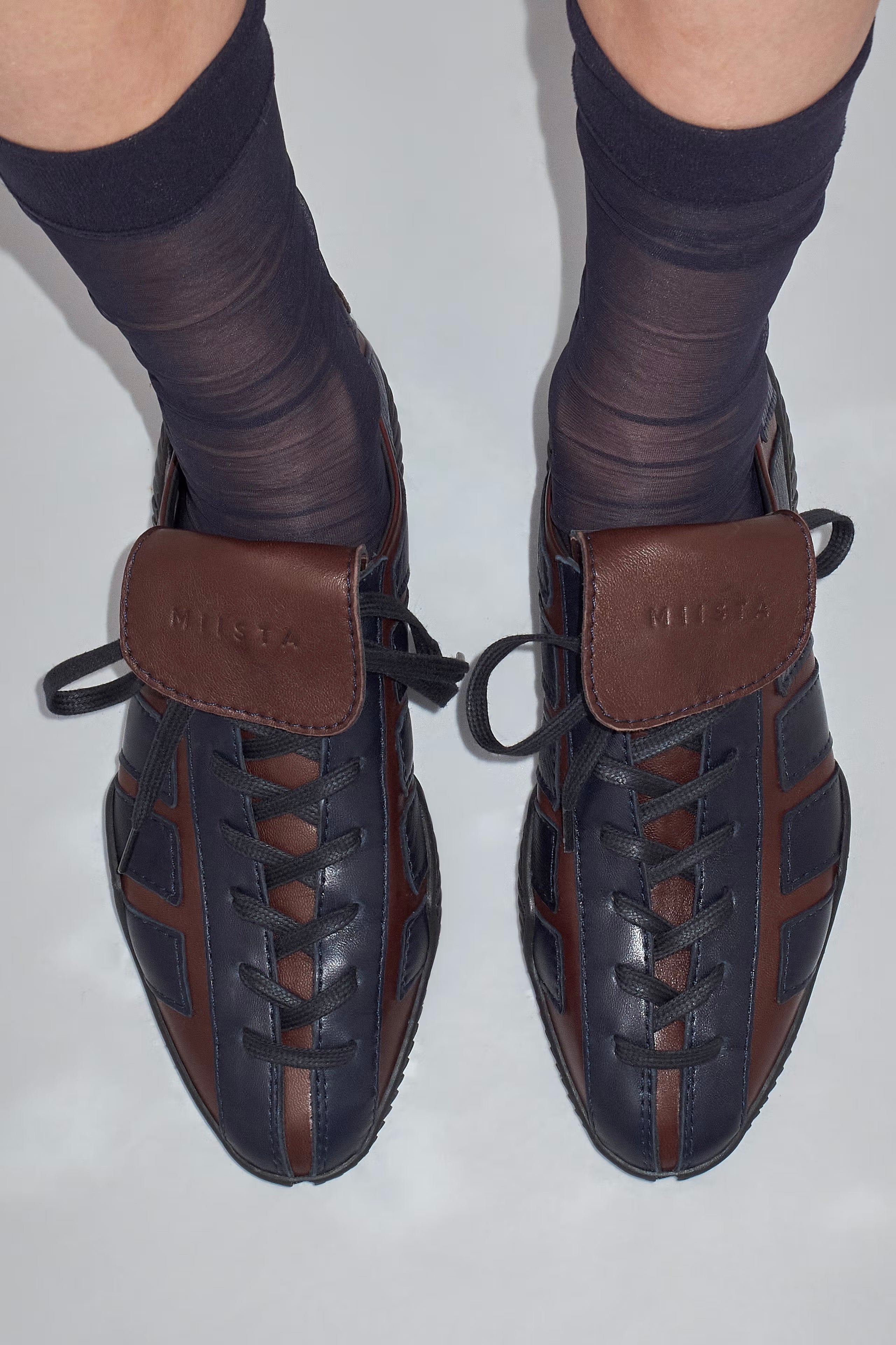 Miista Nikoletta Sneakers // Brown & Navy