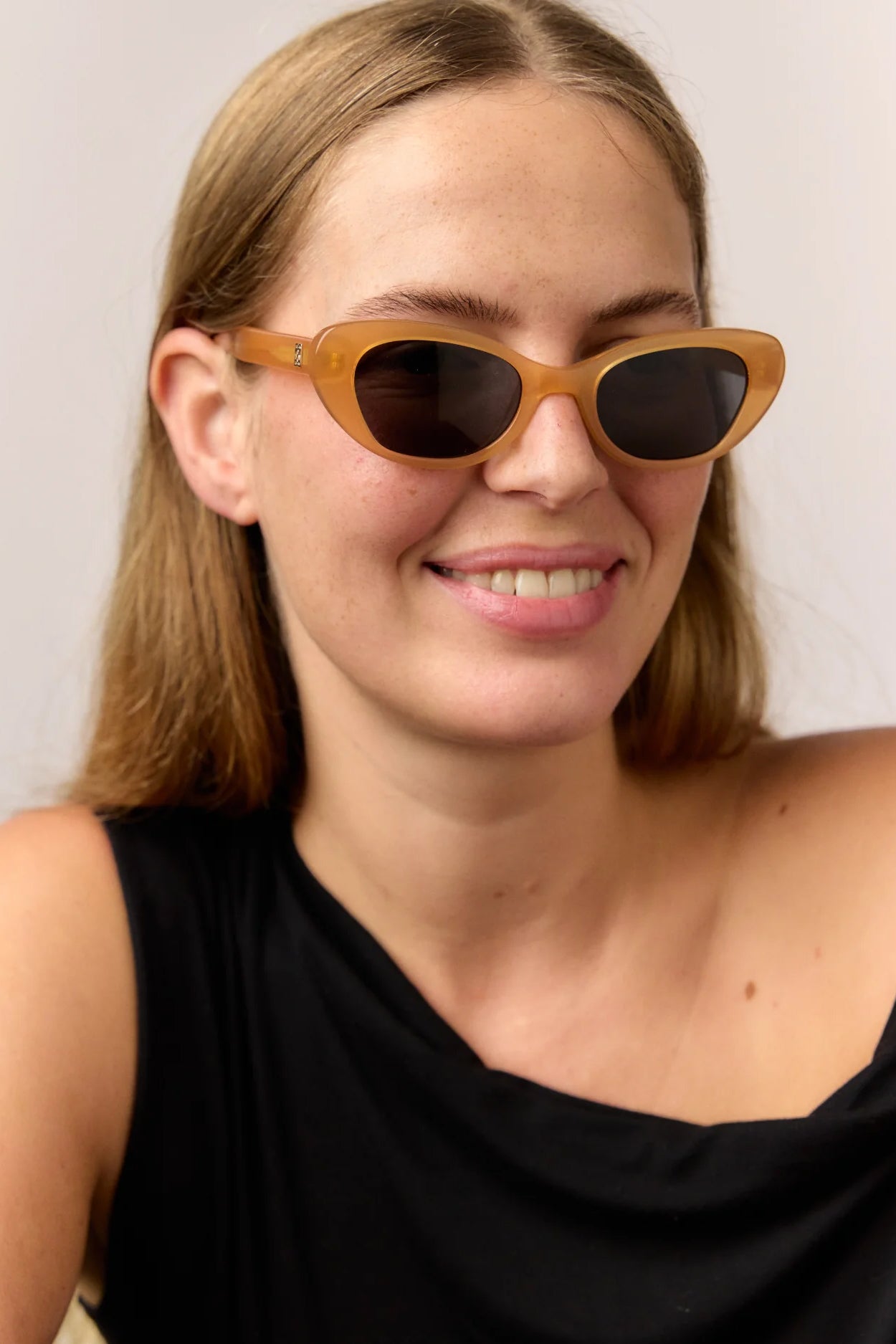 Raie Bambi Honey Somebuddy Loves You