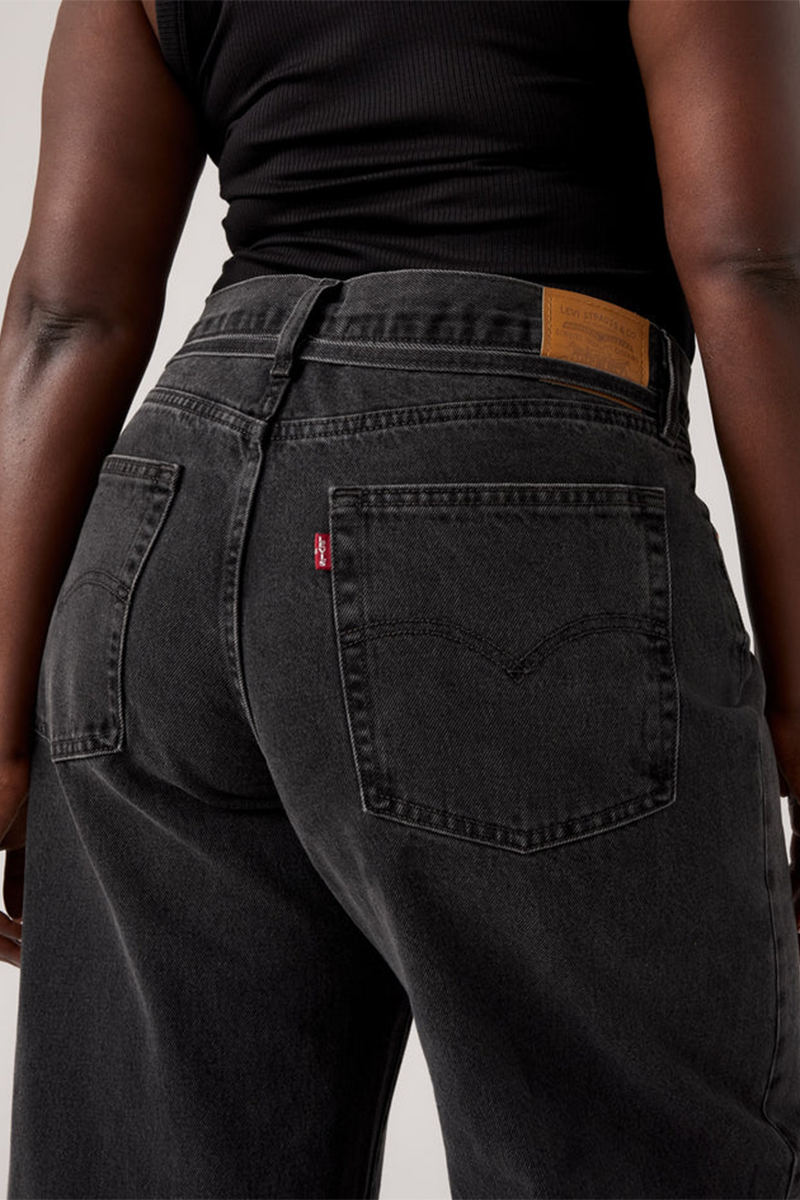 Levi's XL Straight Jeans // Influential Lady