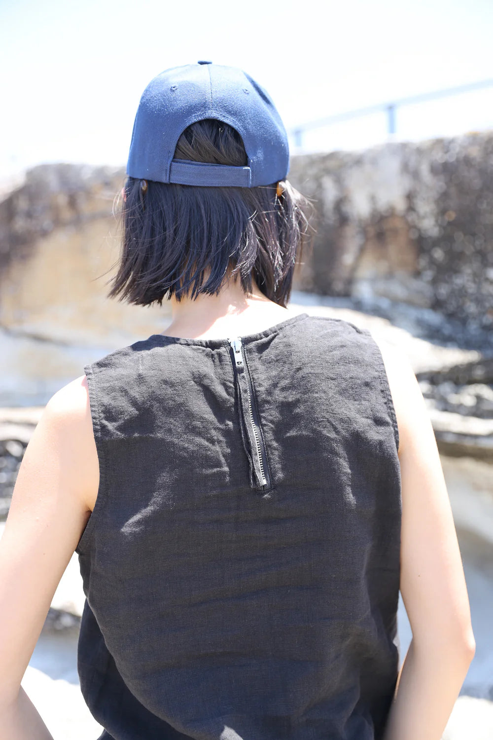 L.F. Markey Basic Linen Vest // Black