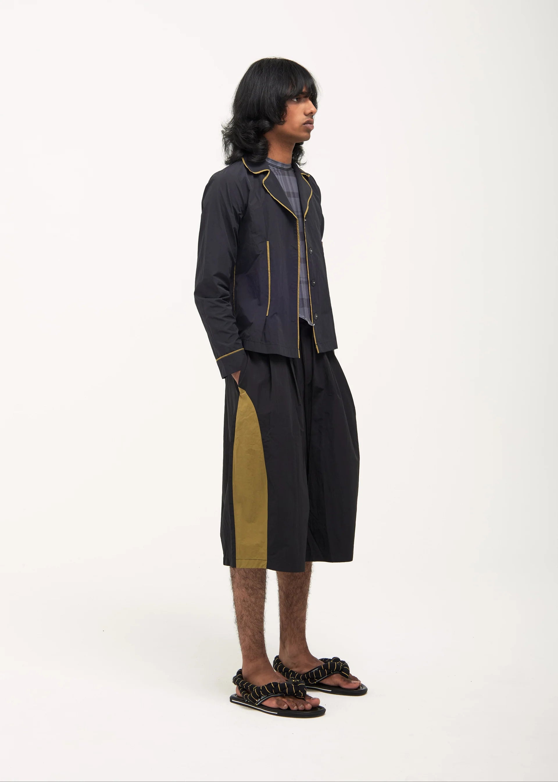 Verner Contrast Shorts // Black w. Khaki