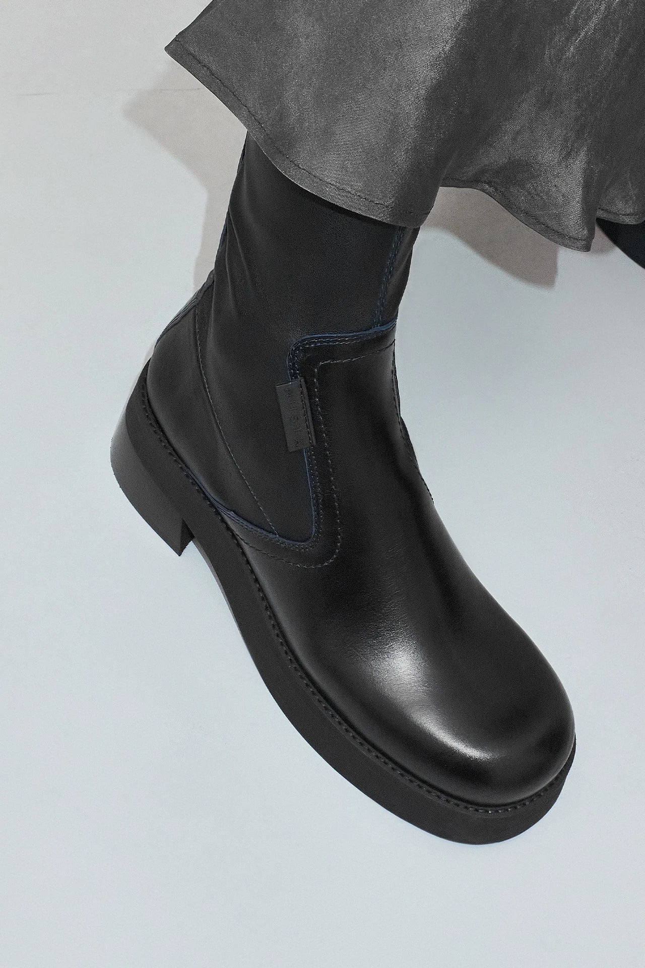 Miista Oliana Ankle Boots // Black Blue