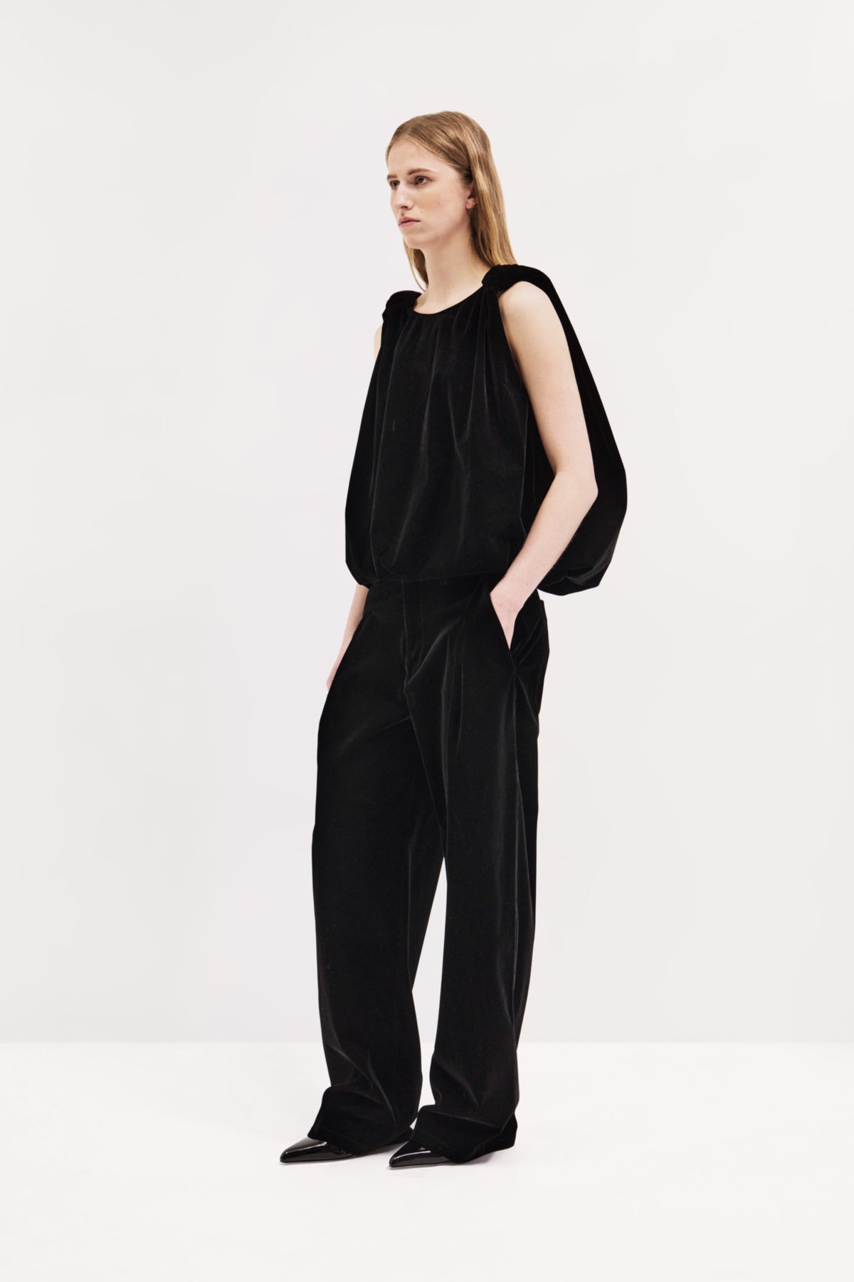 Harris Tapper Cail Trouser // Black Velvet