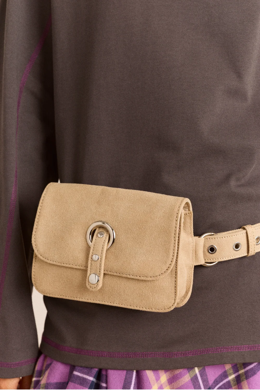 Damson Madder Fionn Belt Bag // Sand