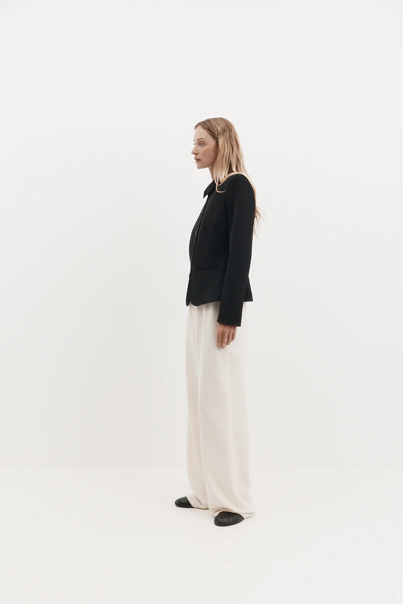 Harris Tapper Bardot Blazer // Black