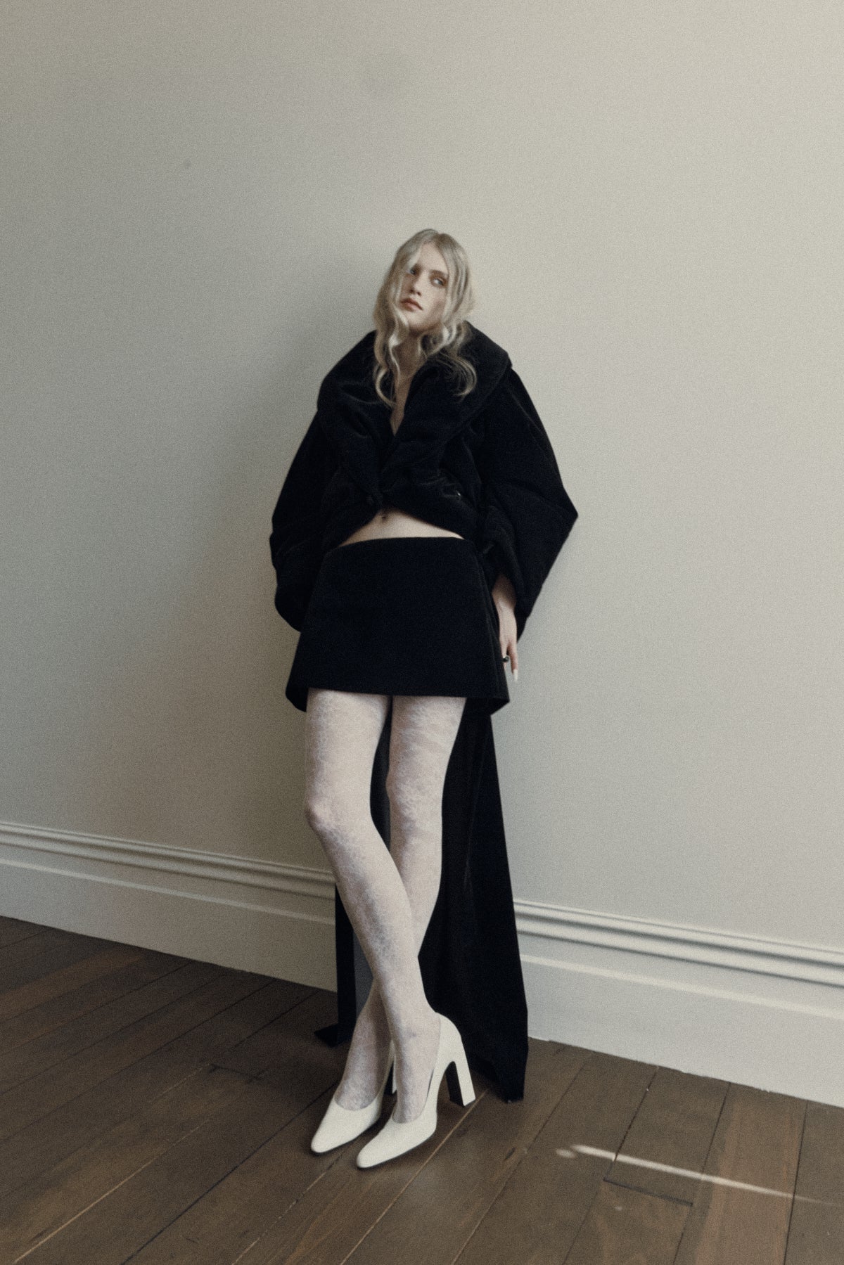 Harris Tapper Coppola Skirt // Black Velvet