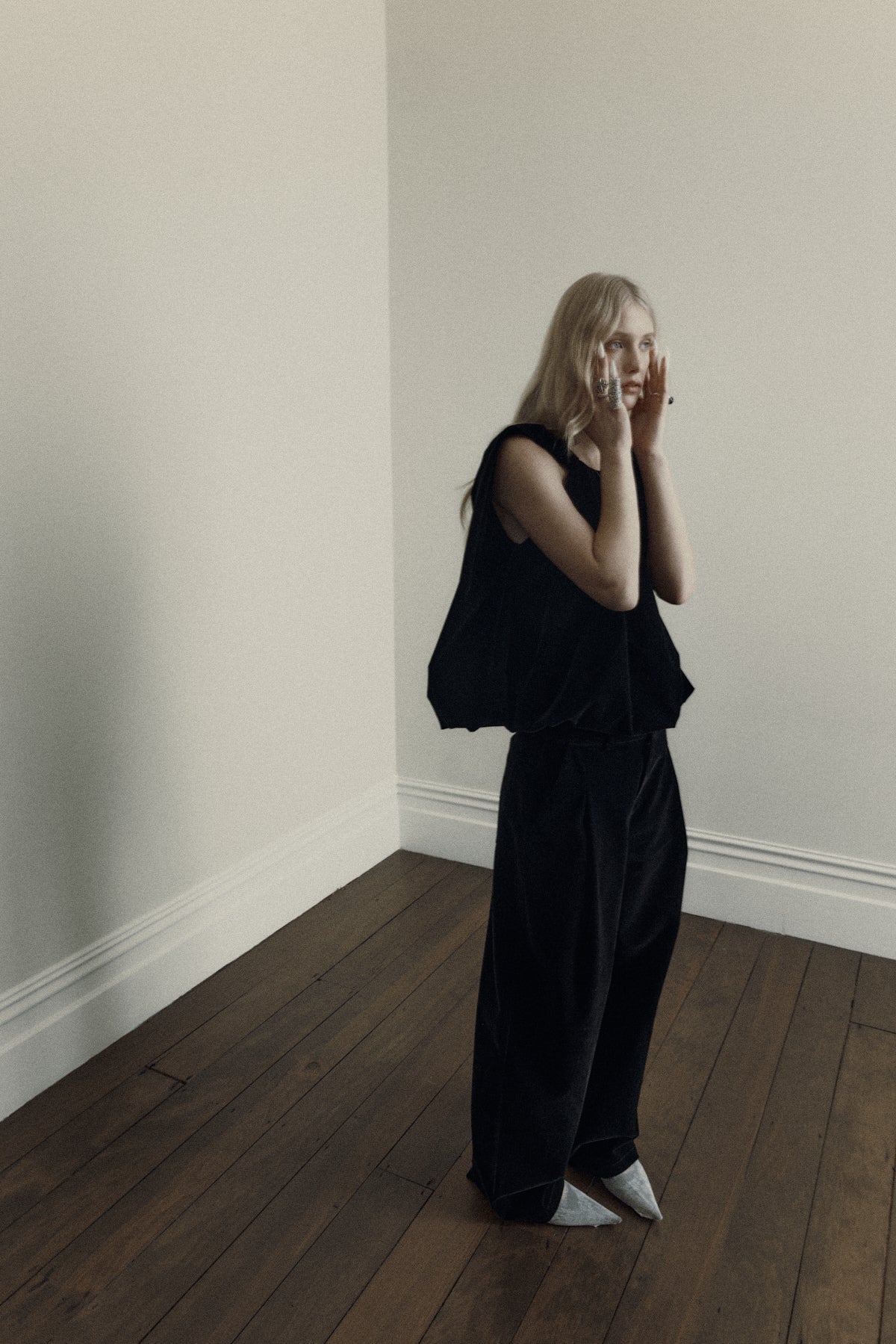 Harris Tapper Cail Trouser // Black Velvet