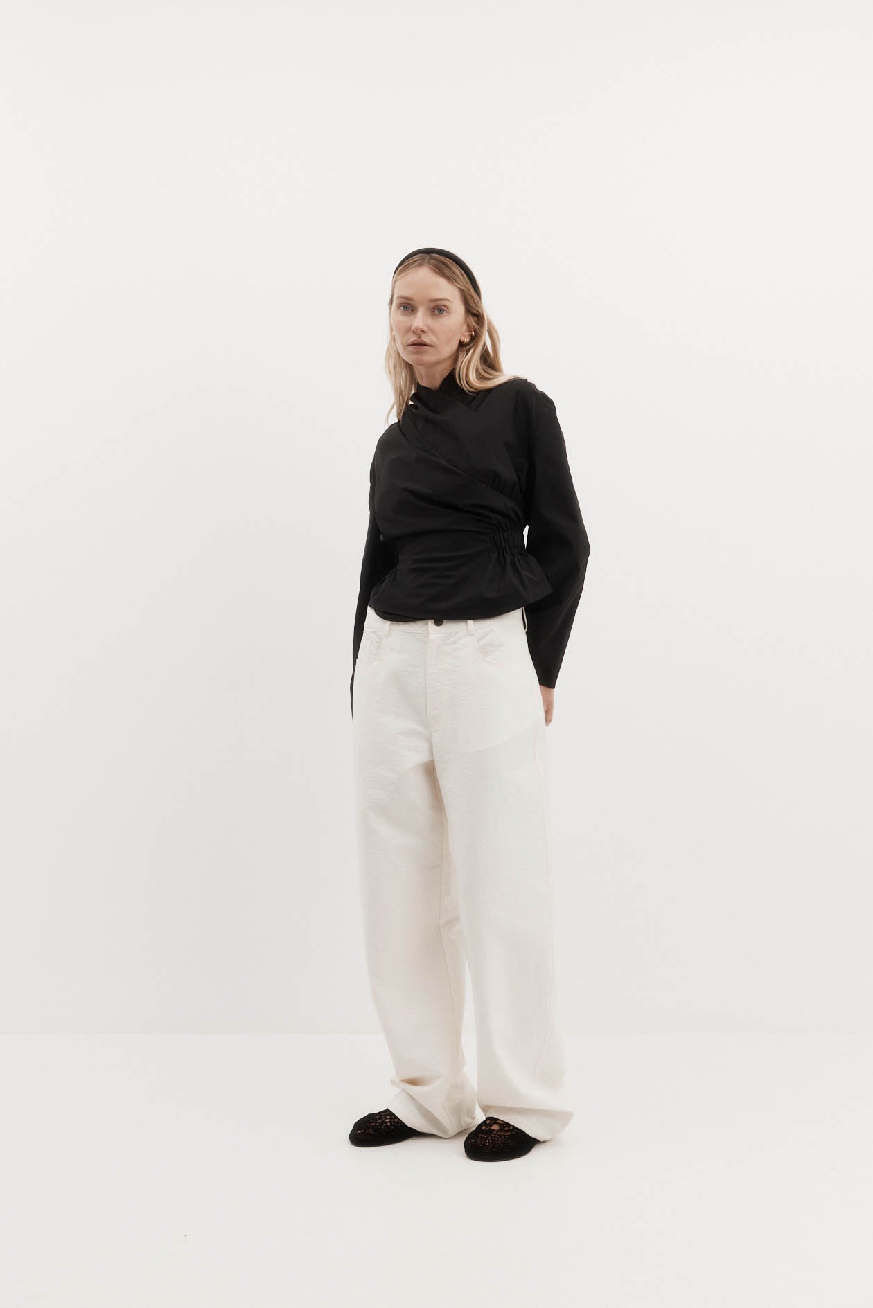 Harris Tapper Long Sleeve Chaimberlain Top // Black