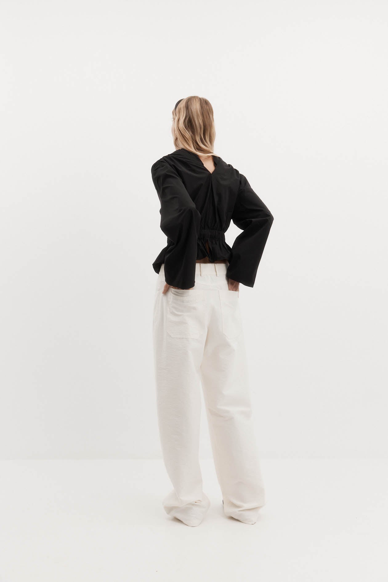 Harris Tapper Long Sleeve Chaimberlain Top // Black