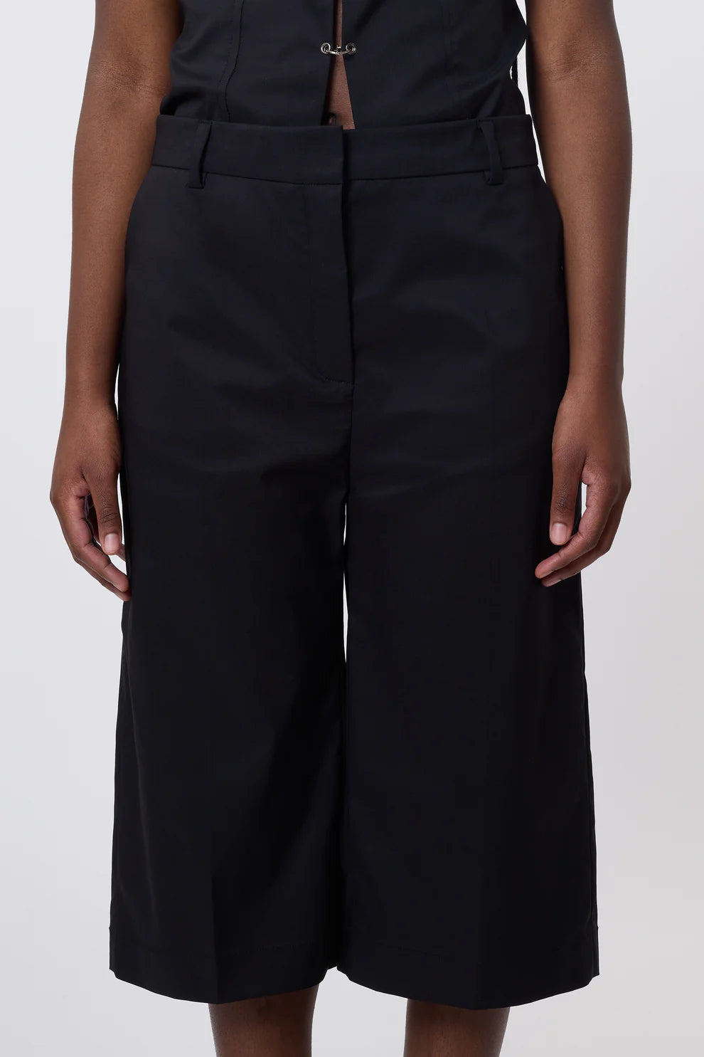 Catheclisma Hugi Bermuda // Black