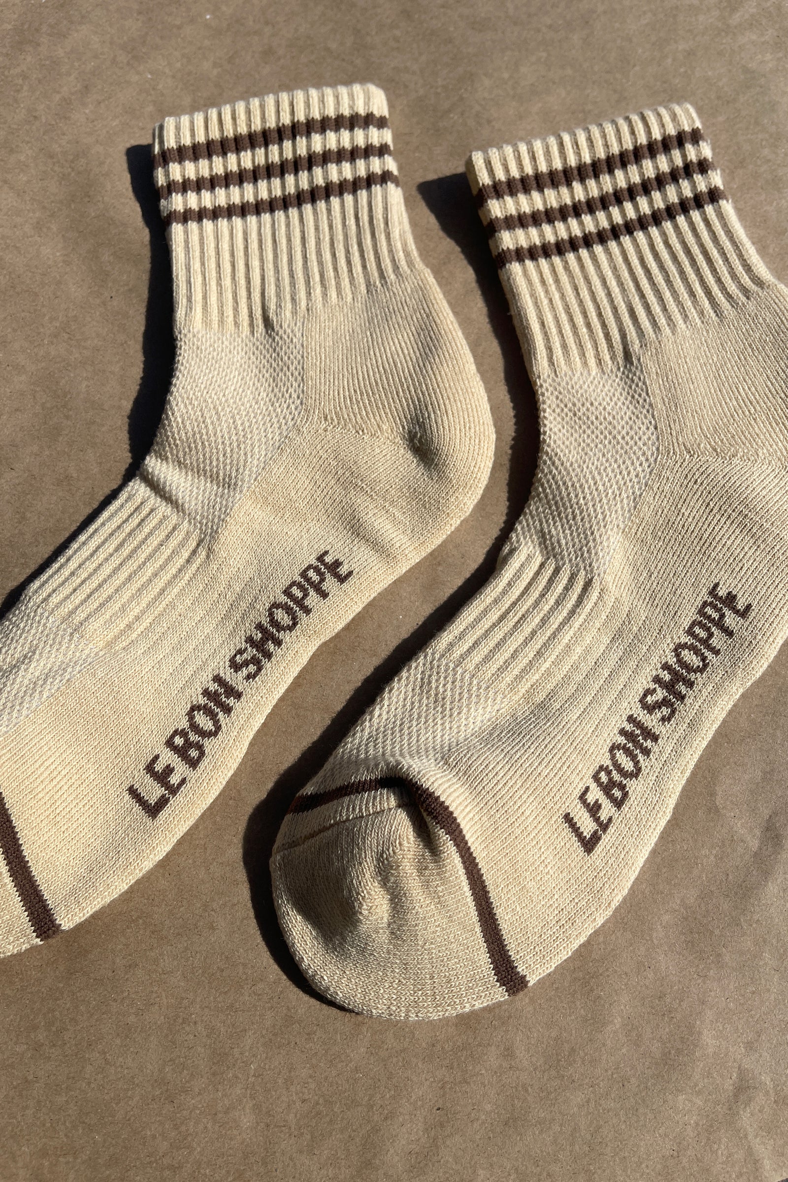 Le Bon Shoppe Girlfriend Socks // Daisy