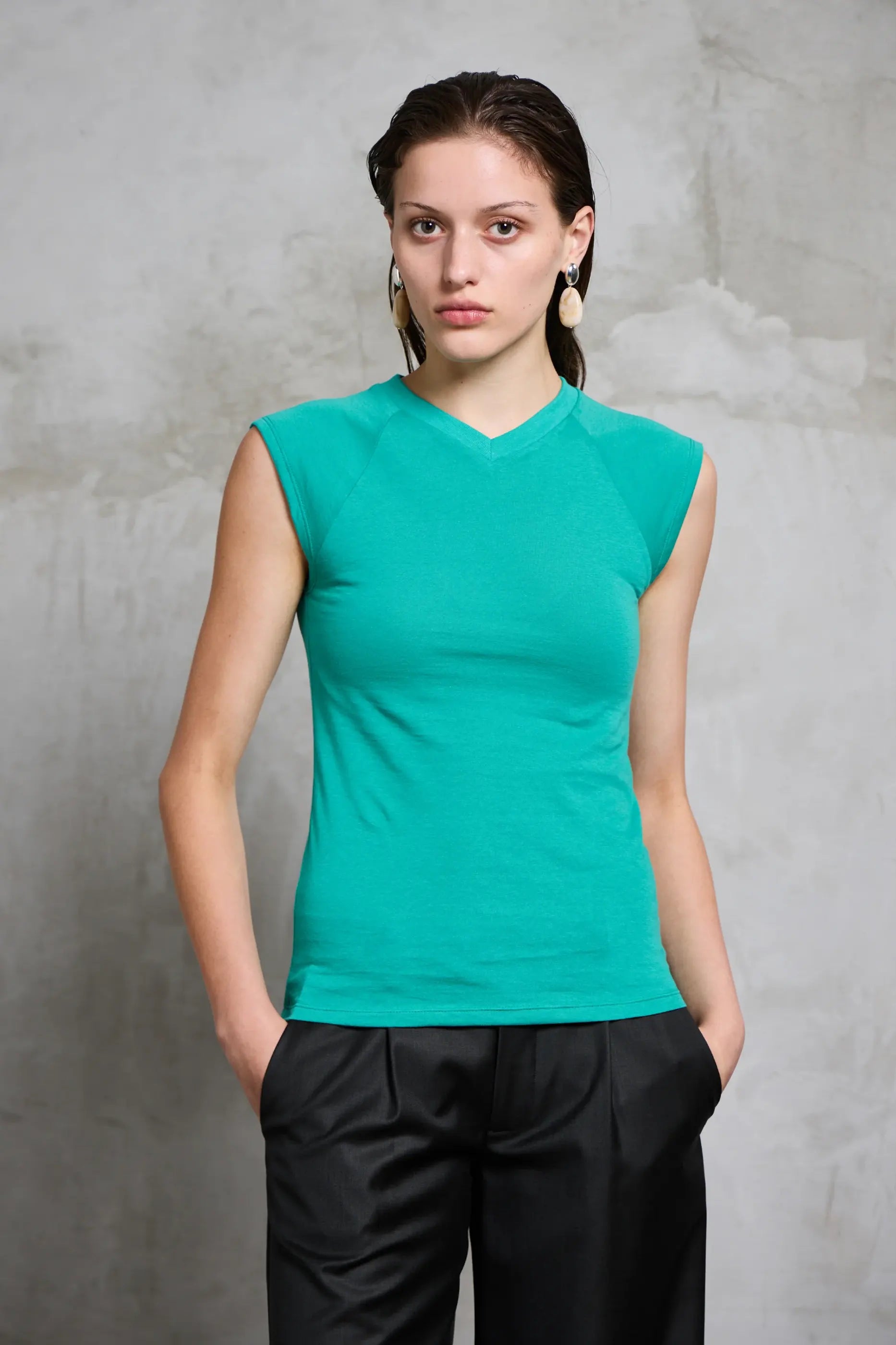 PV Beam V-Neck Tee // Lagoon