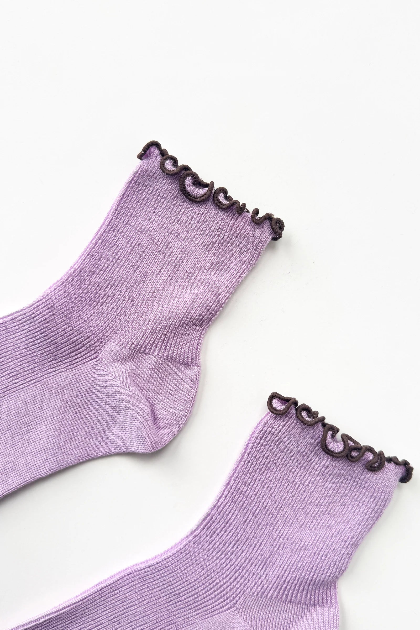 Le Bon Shoppe The Petite Ruffled Modal Socks // Lilac, Brown