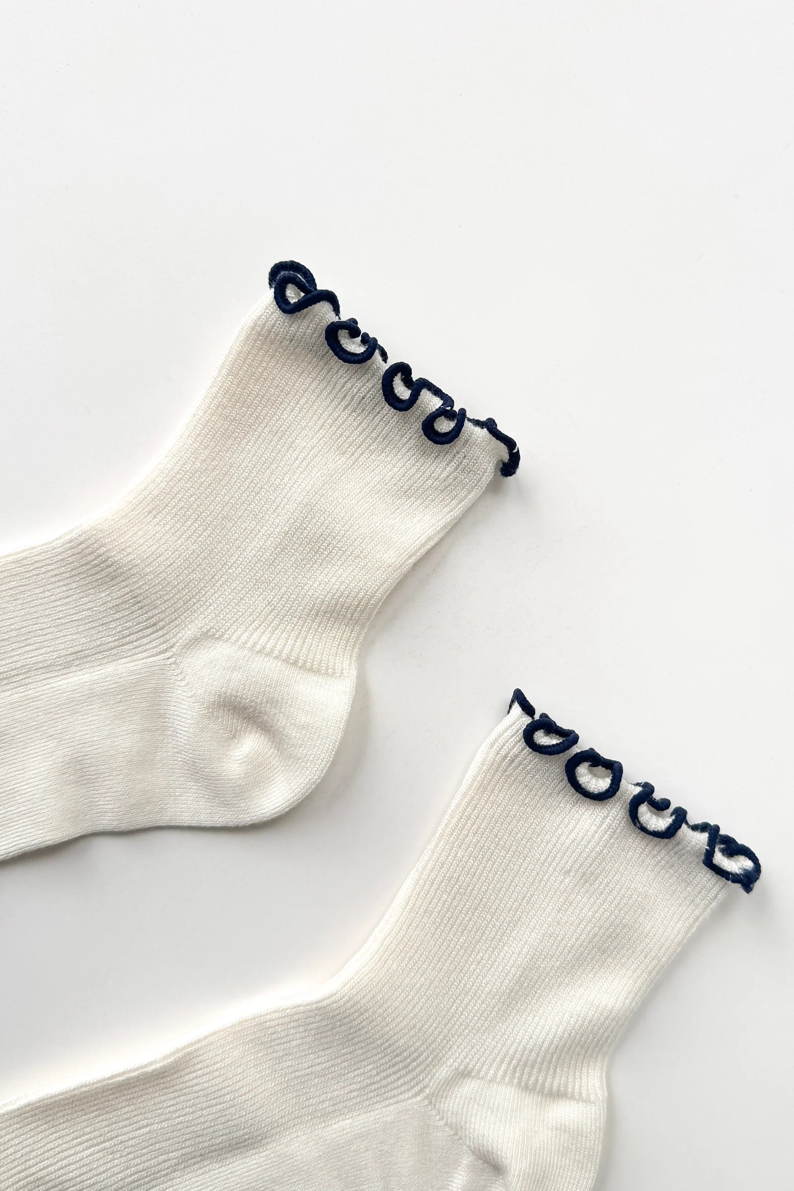Le Bon Shoppe The Petite Ruffled Modal Socks // Soft White, Navy