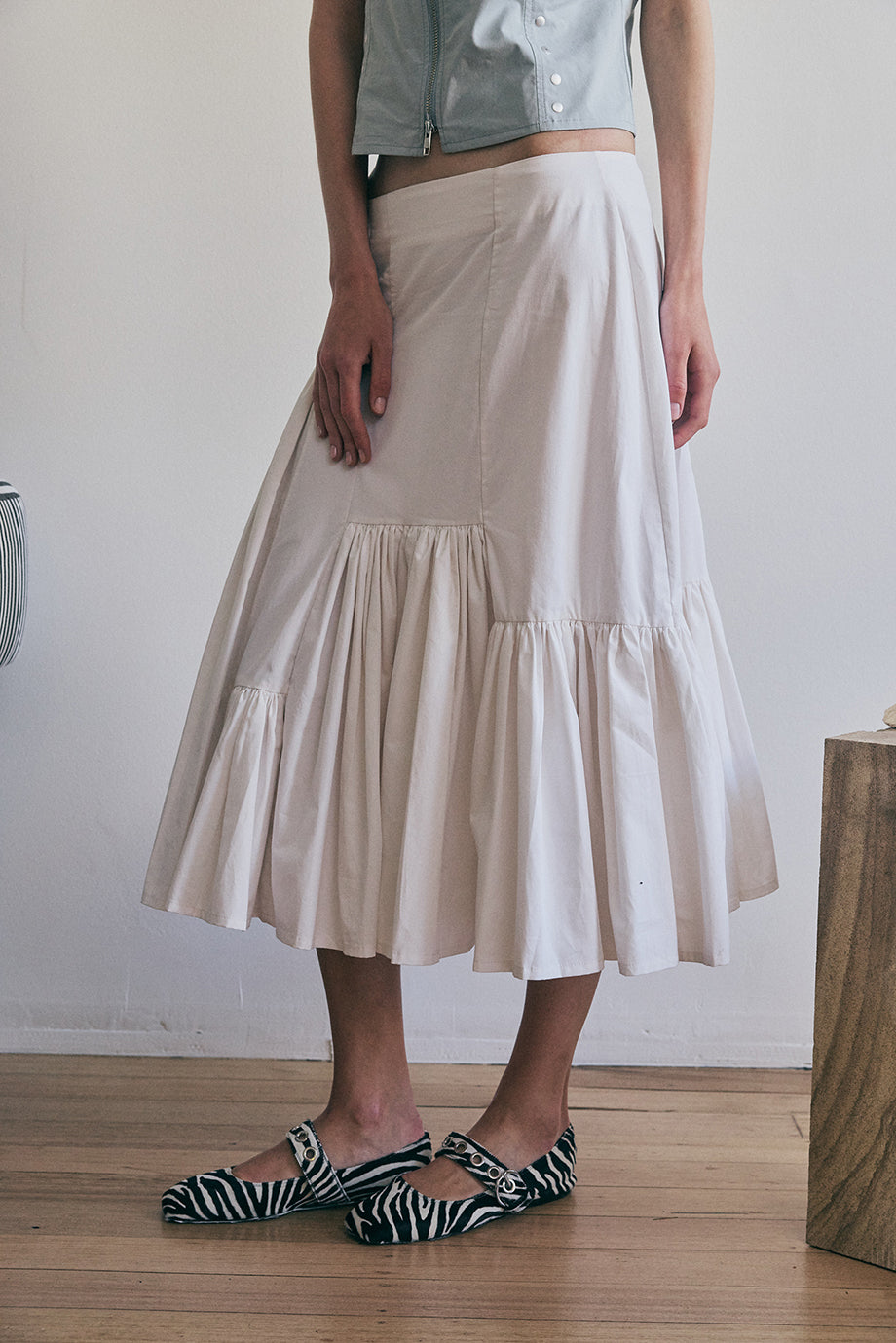 Muse Noma Skirt // White