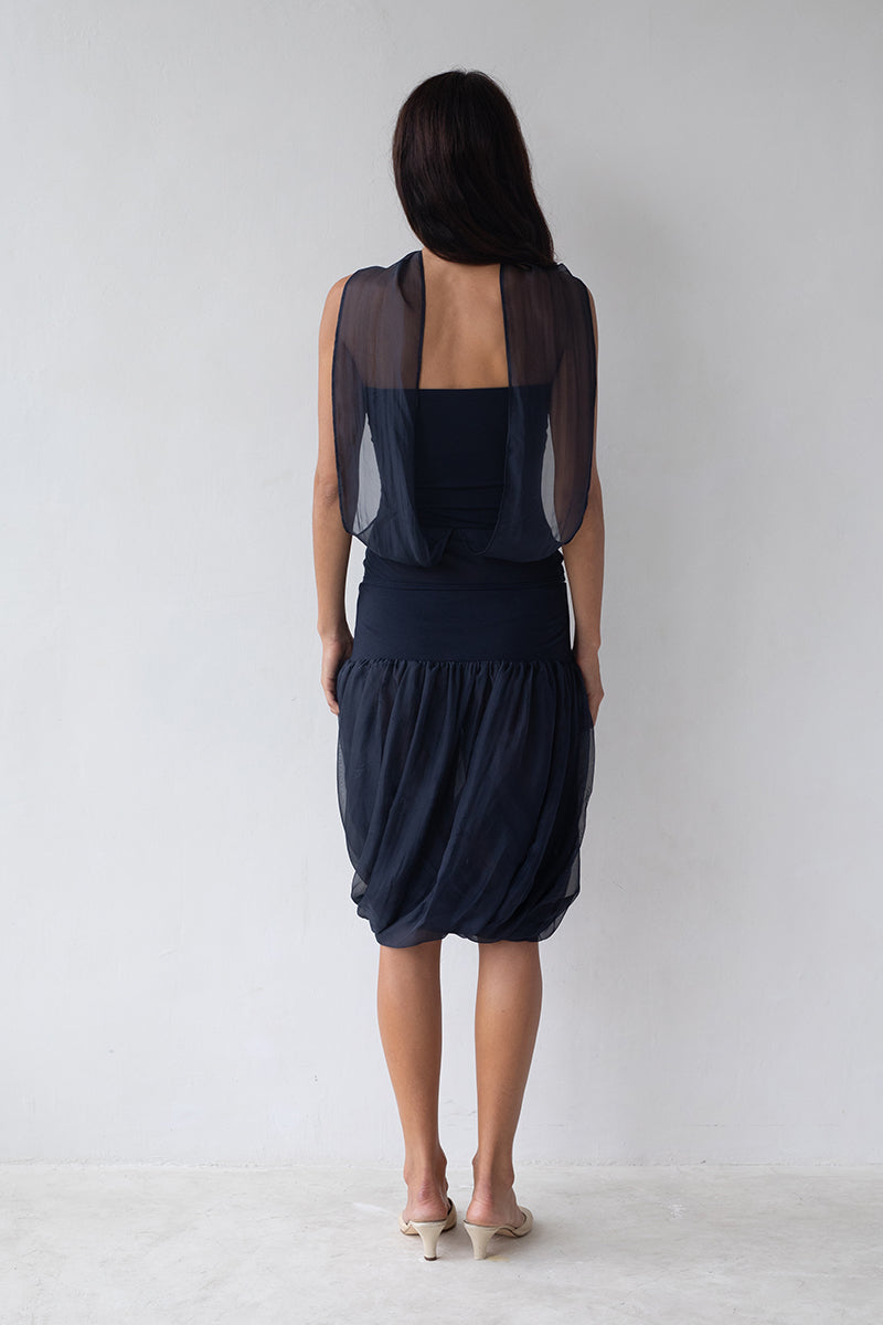 Belle Anna Shadow Top // Navy