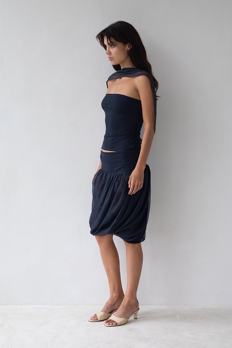 Belle Anna Shadow Top // Navy