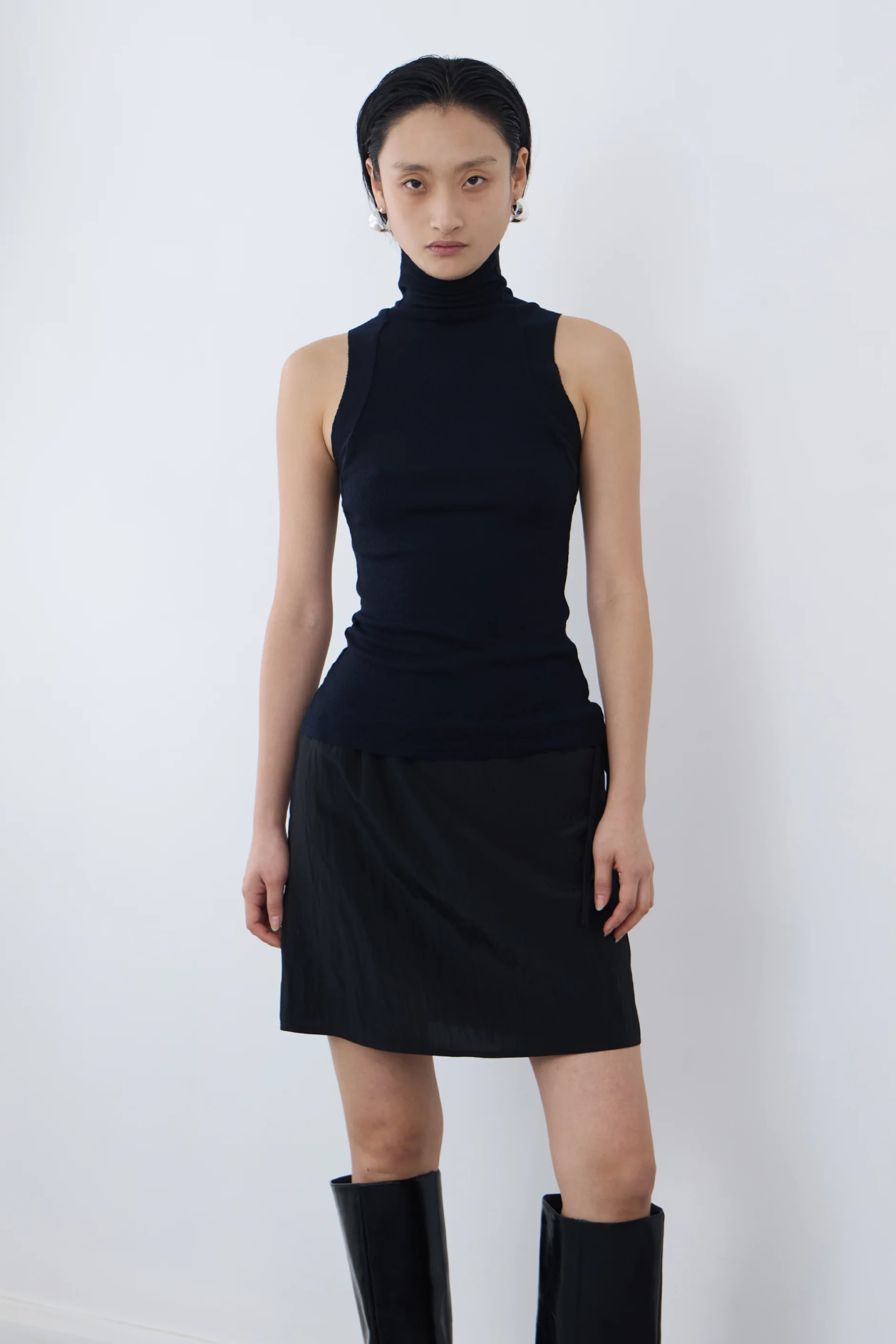 PV Orbit Skirt // Black