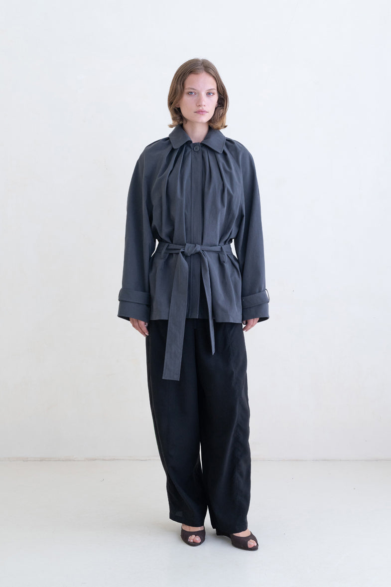 Belle Anna Laurel Trench Mini  // Charcoal