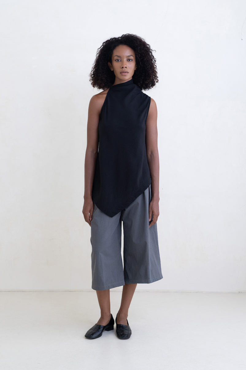 Belle Anna Well Top // Black