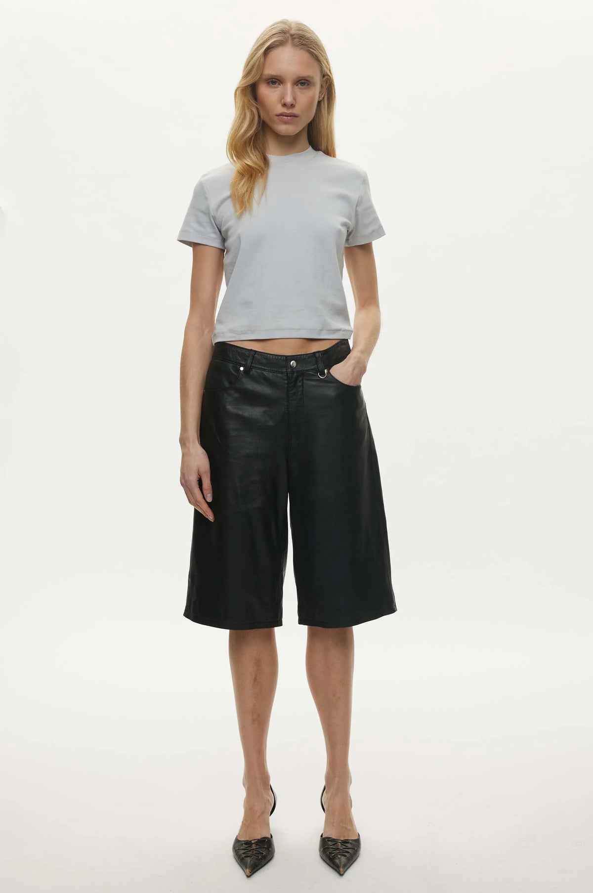 Oval Square Deep Leather Shorts // Black