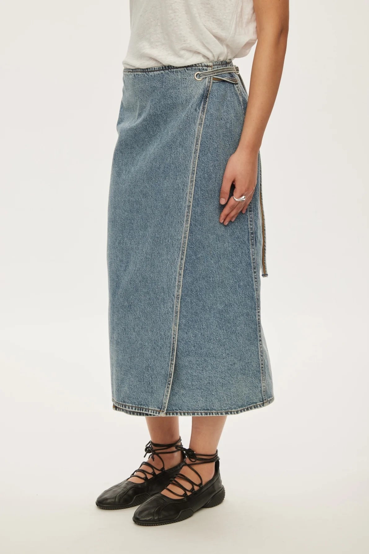 Oval Square Soul Denim Skirt // Ice Blue Wash