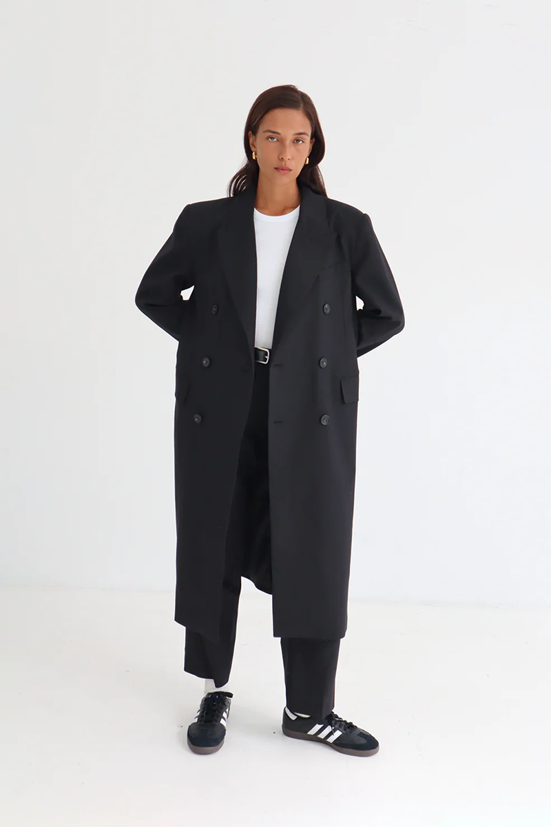 Blanca Carmen Coat // Noir