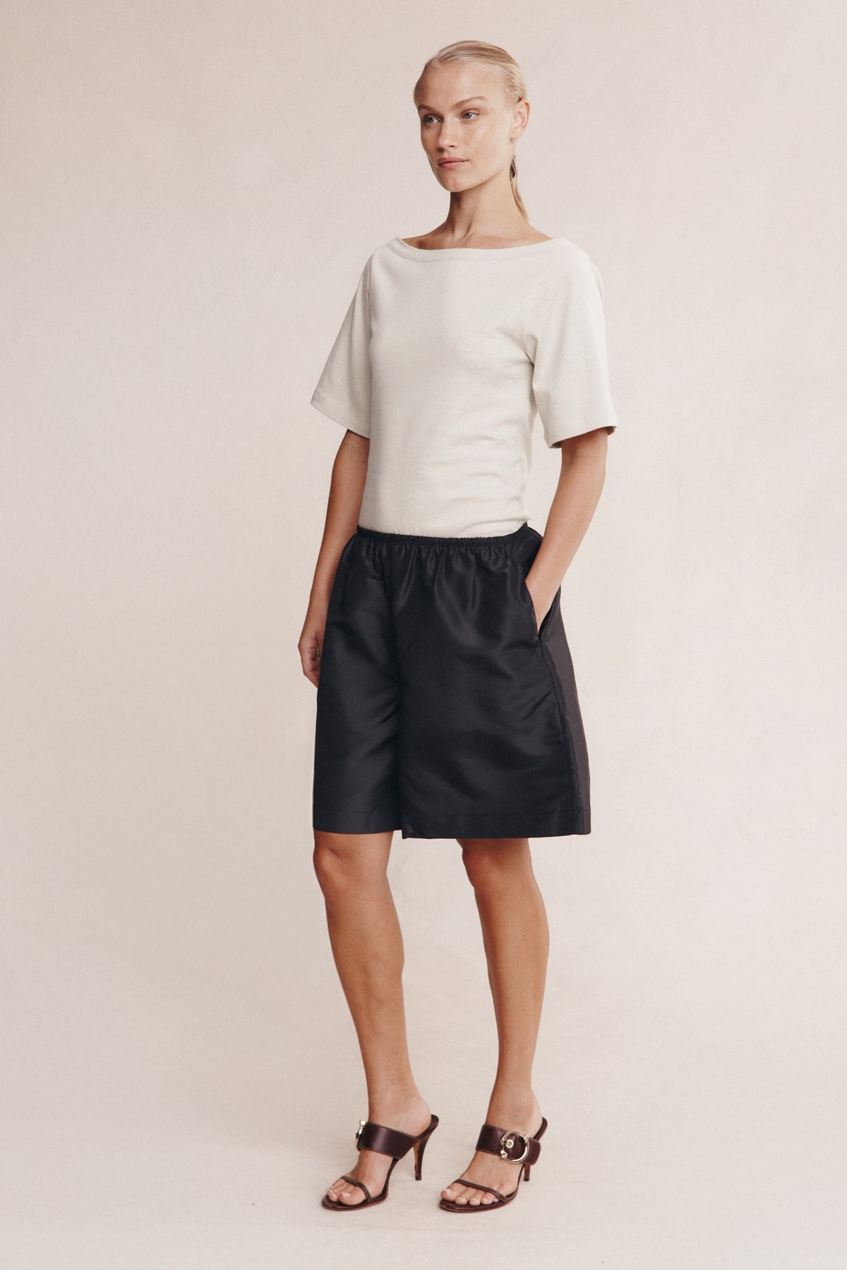 Marle Nara Short // Black