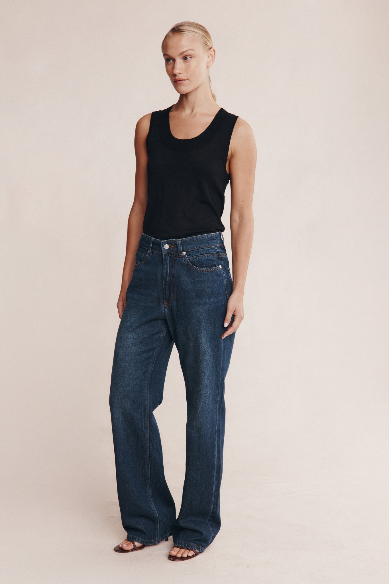 Marle Classic Jean // Dark Wash
