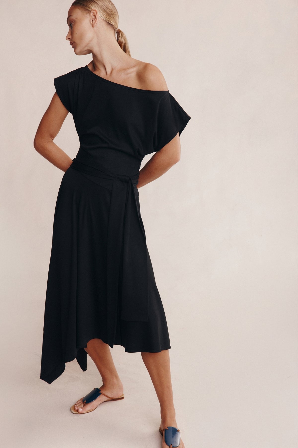 Marle Inez Dress // Black