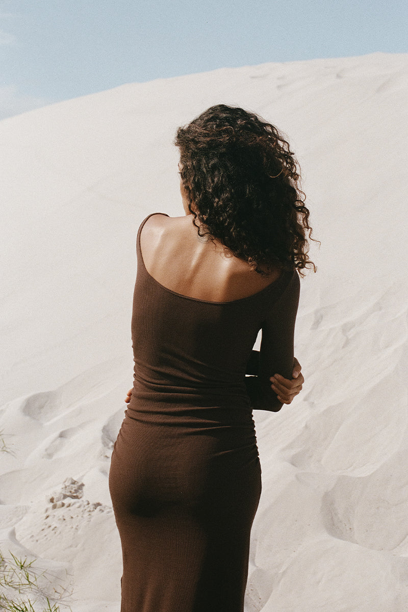 Dominique Healy Leo L/S Dress // Chocolate