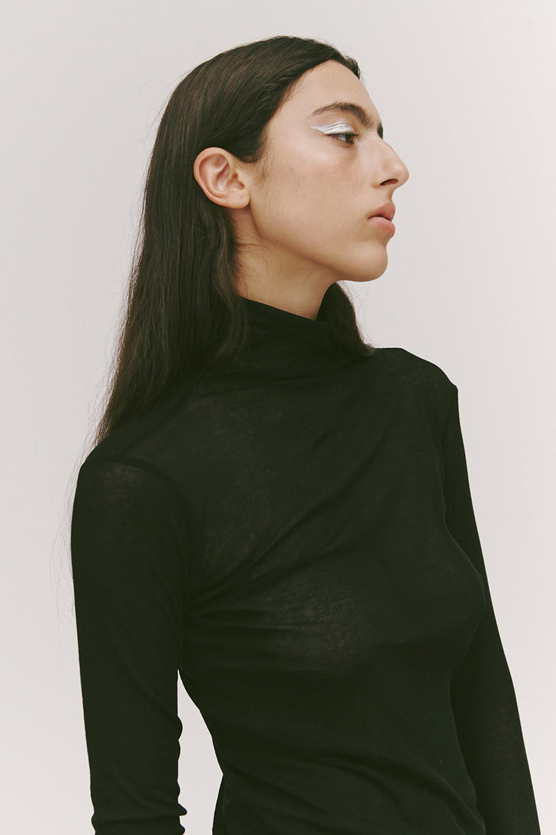 PV Connection Turtleneck // Black