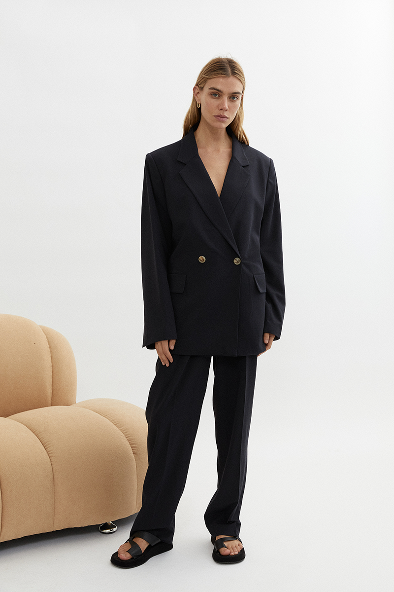 Blanca Lawrence Pants // Black