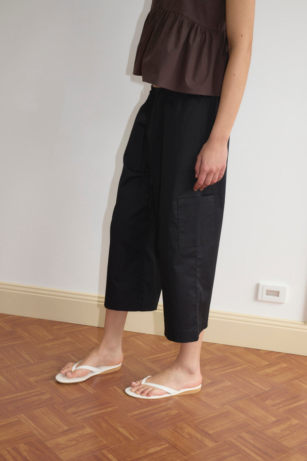Deiji Studios Mid Pocket Short // Black