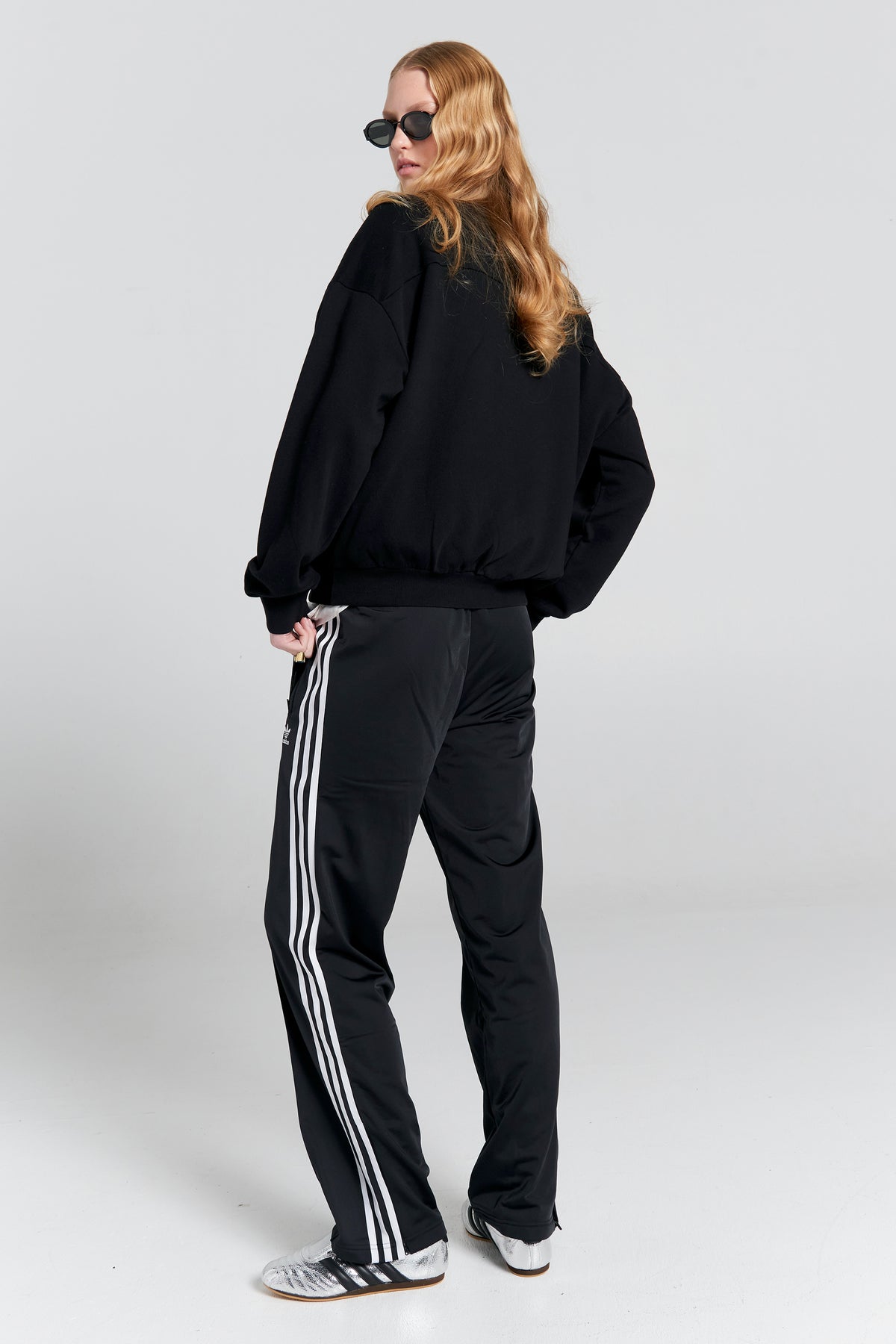 Karen Walker Runaway Girl Crewneck  Sweatshirt //Black