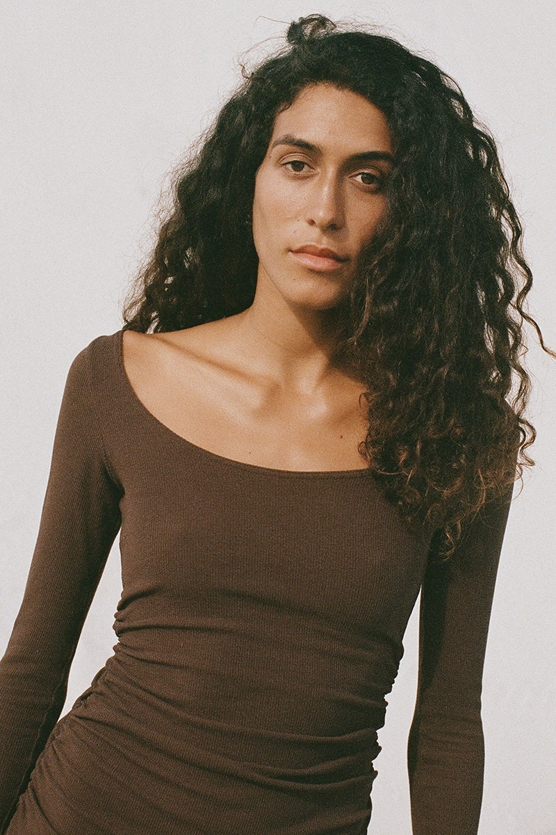 Dominique Healy Leo L/S Top // Chocolate