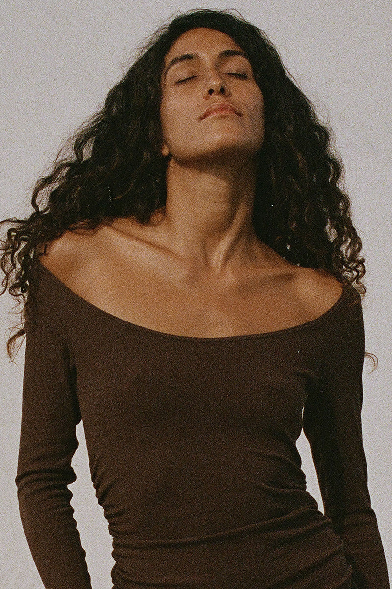 Dominique Healy Leo L/S Top // Chocolate