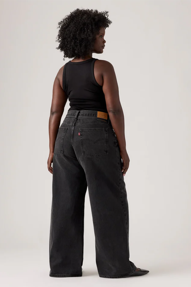 Levi's XL Straight Jeans // Influential Lady