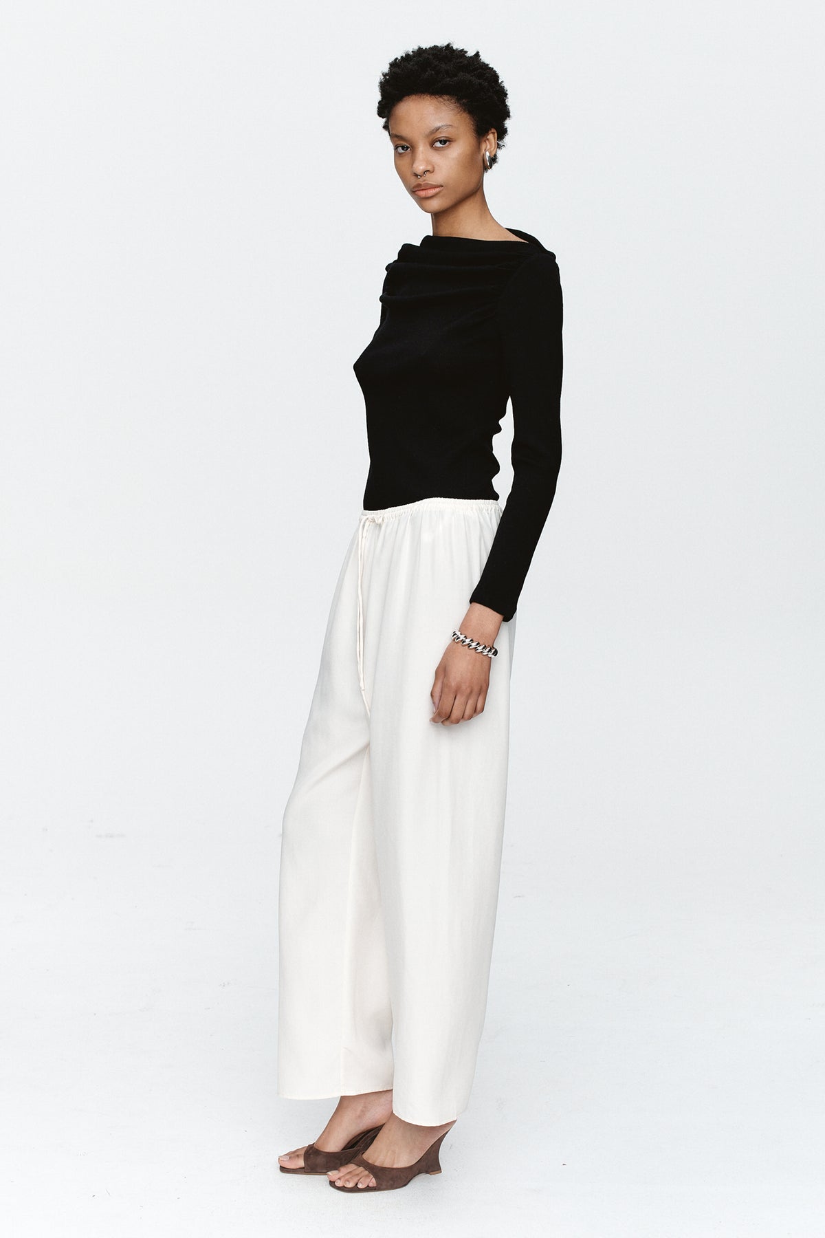 Marle Bryn Top // Black