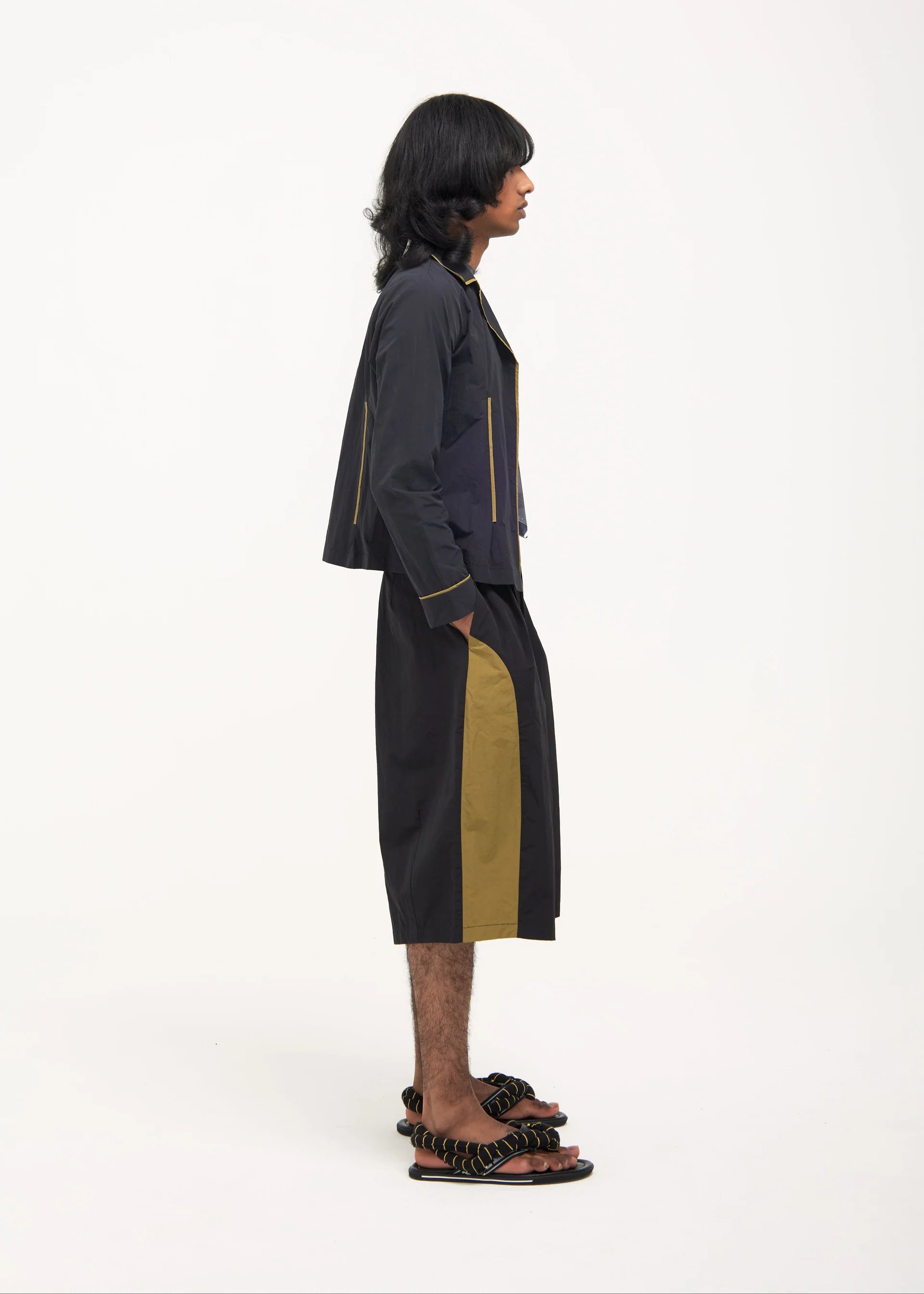 Verner Contrast Shorts // Black w. Khaki