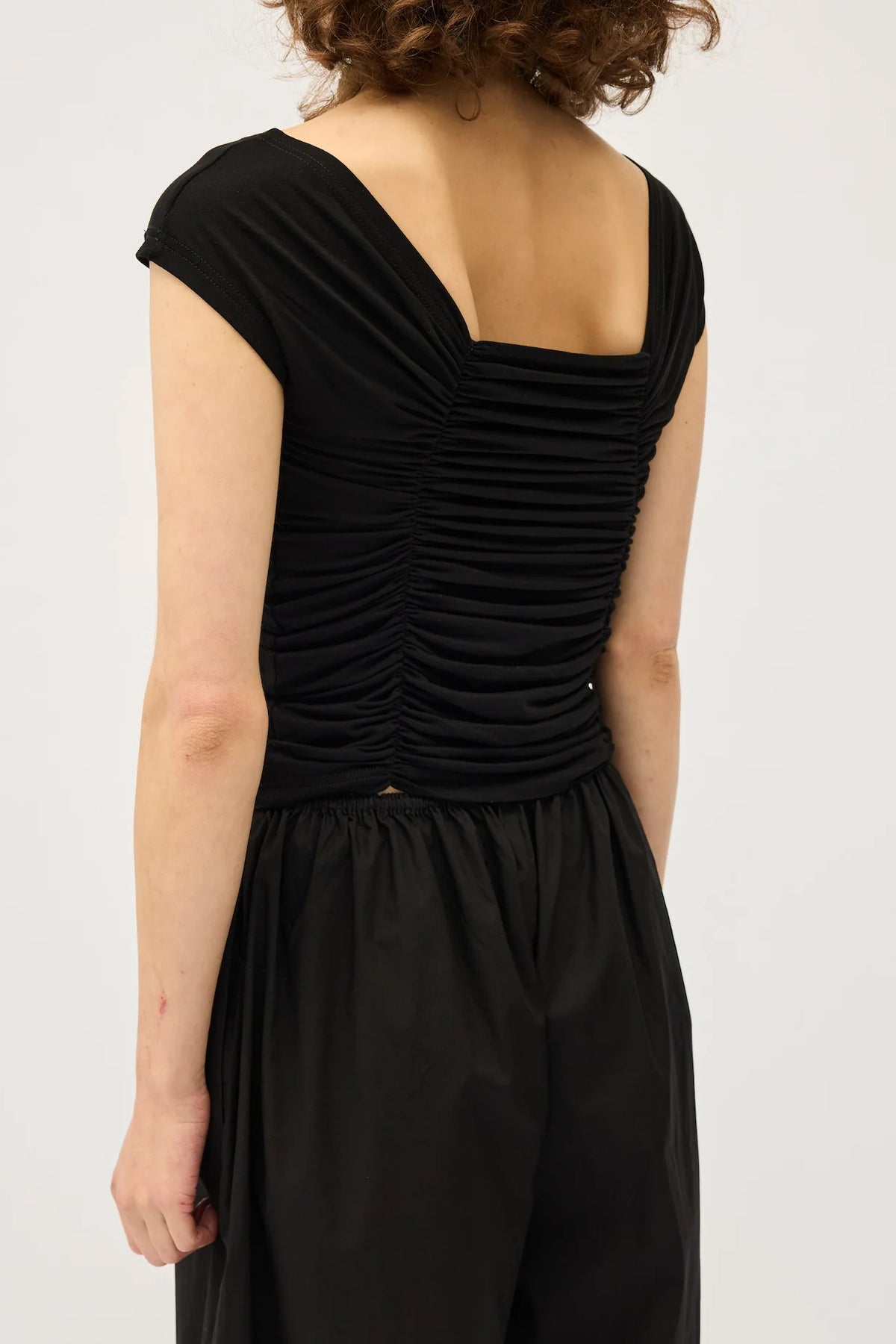 Dominique Healy Jolene Tee // Black