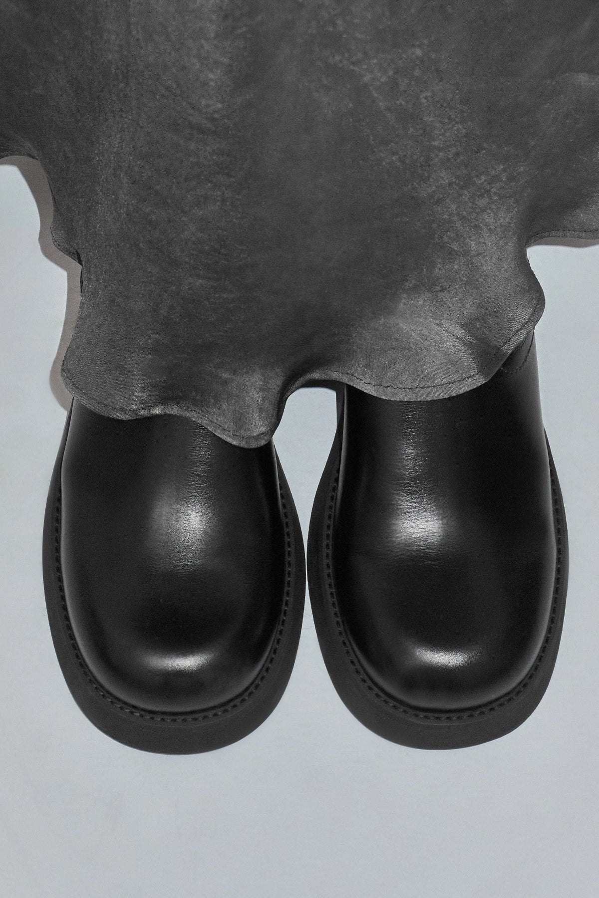 Miista Oliana Ankle Boots // Black Blue
