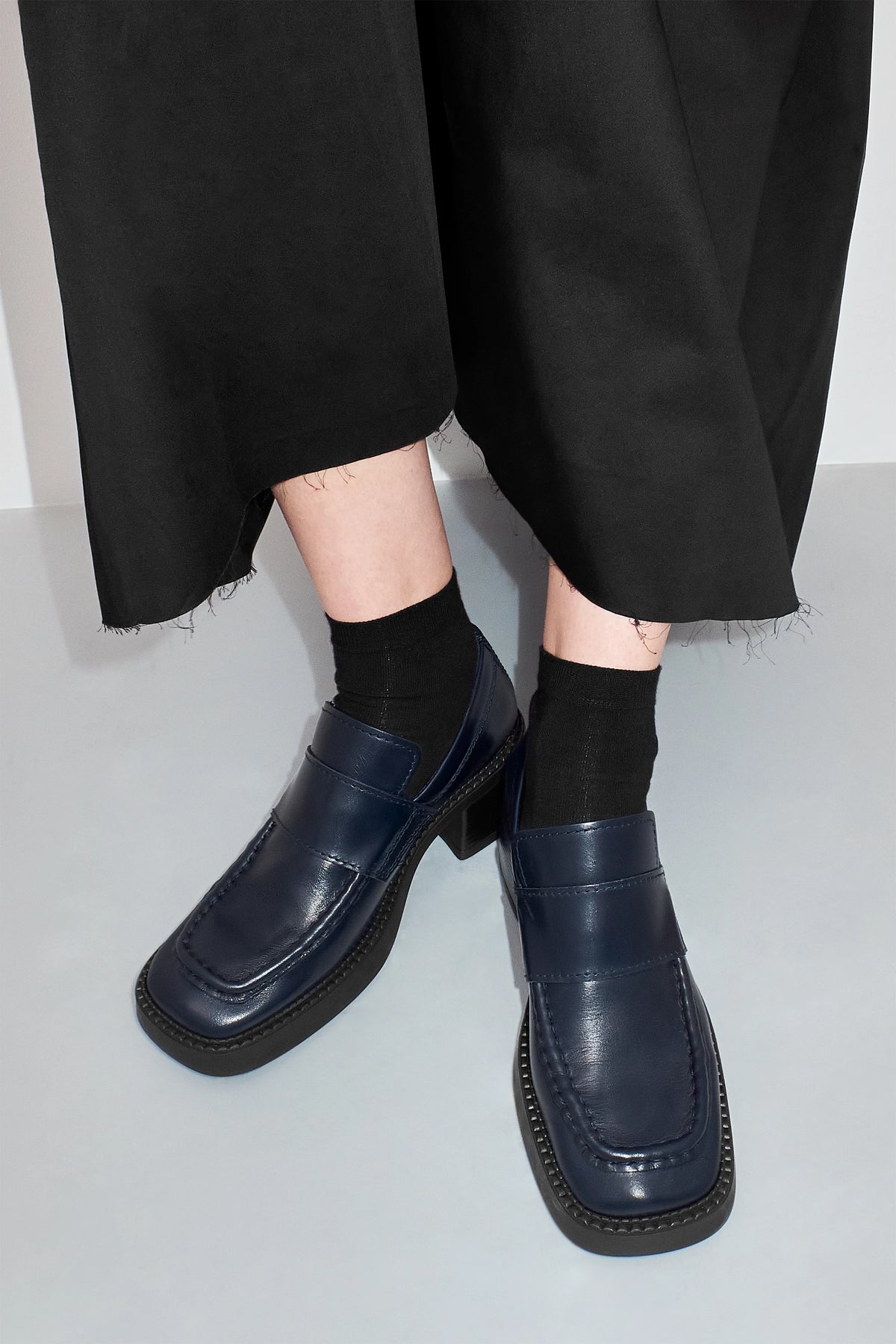 Miista Karina Loafers // Navy