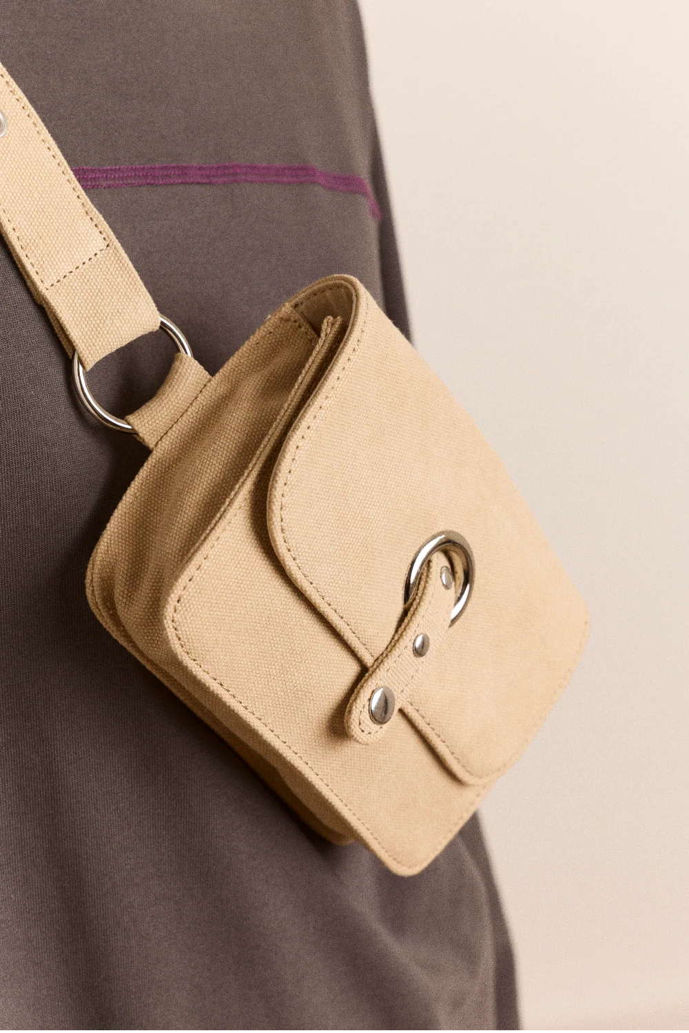 Damson Madder Fionn Belt Bag // Sand