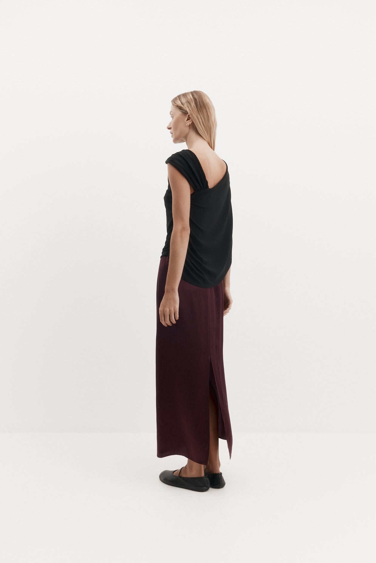 Harris Tapper Camilla Skirt // Cassis