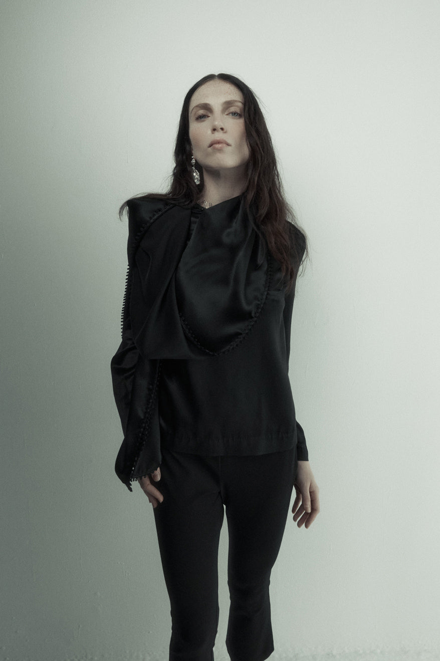 Harris Tapper Saul Top // Black