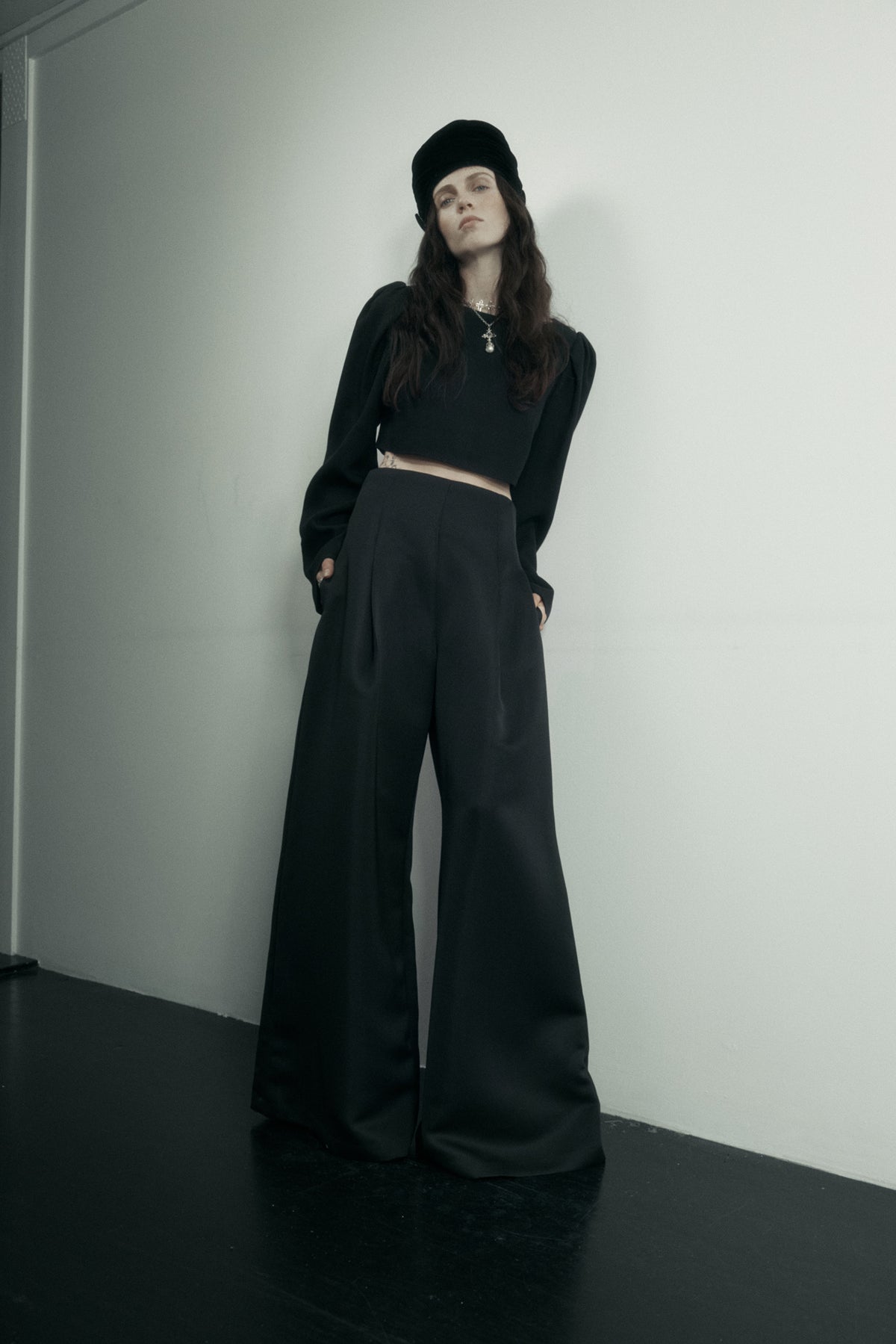 Harris Tapper Tanner Top // Black