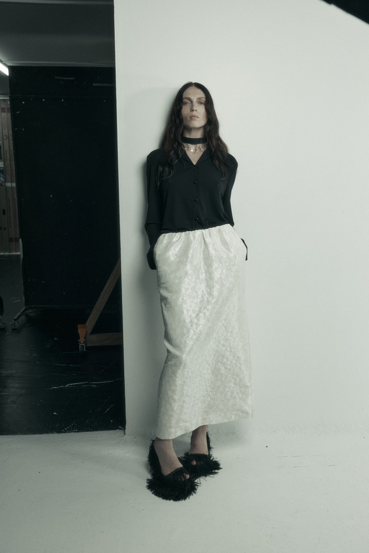 Harris Tapper Iris Shirt // Black
