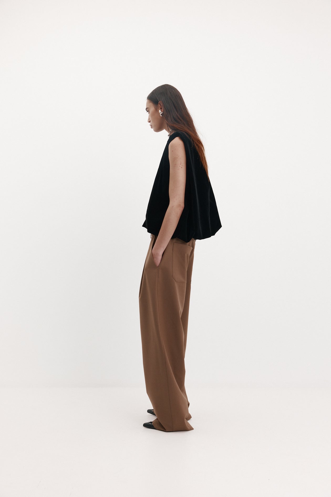 Harris Tapper Knot Top // Black Velvet